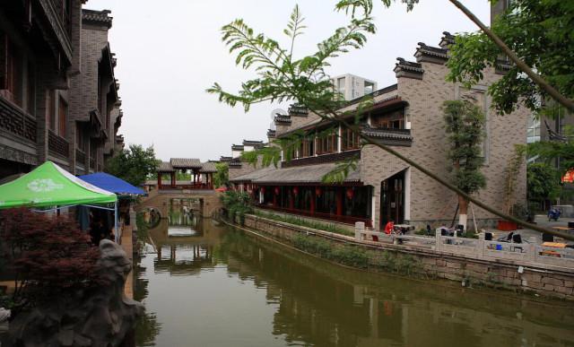 直击春运首日:“最美的路就是回家的路”